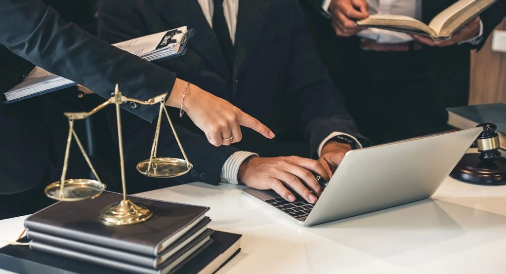 10 Hiring Trends Every Lawyer Should Watch in 2025Â 